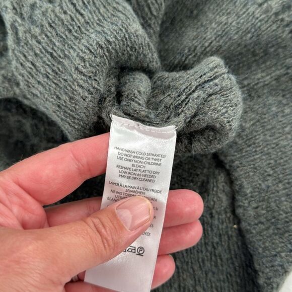 Standard Cloth Sweater Men Small Gray Green Pullover Crewneck Urban Lightweight - Picture 5 of 6